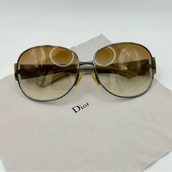 DIOR Oversized Sunglasses with Brown Gradient Lenses and Gray temples